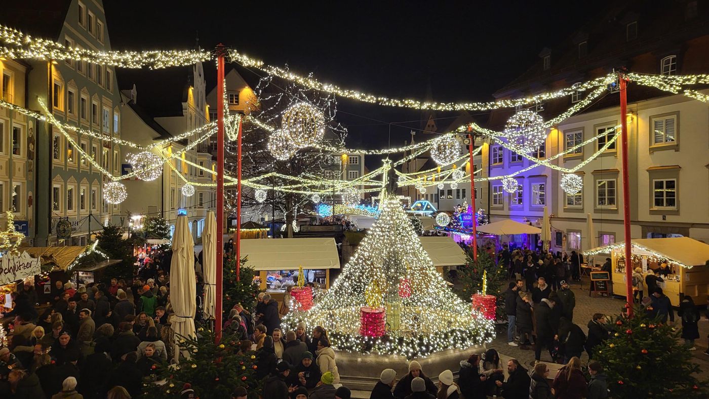Beleuchteter Weihnachtsmarkt in Kempten
